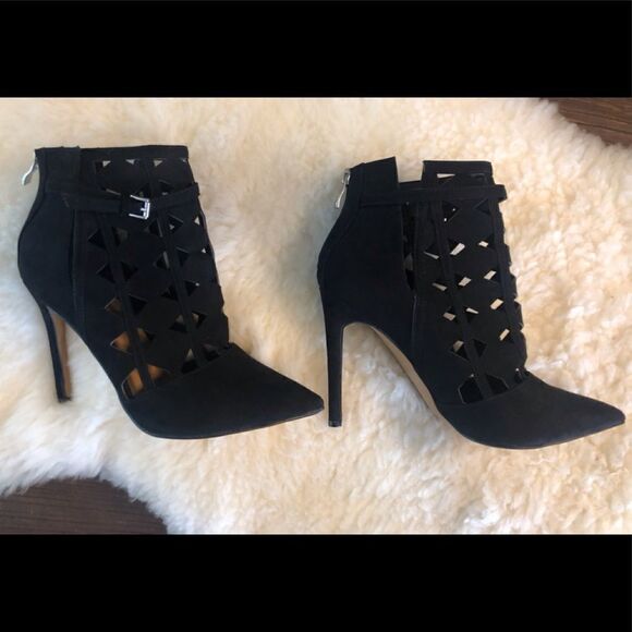 Report Laser Cut Faux Suede Stiletto Booties - Picture 3 of 12
